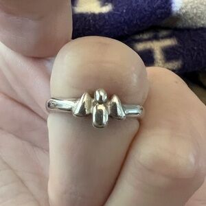 Retired James Avery Silver Angel Ring